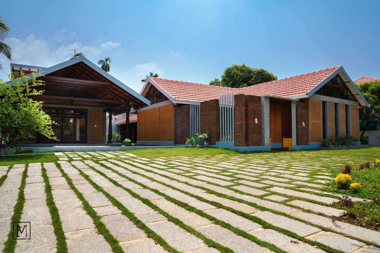 Courtyard House | Mud Architecture | Cochin | View_01
