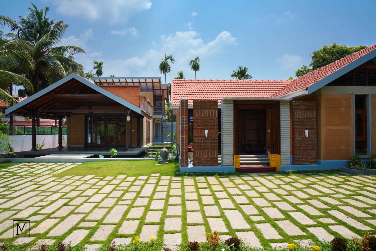 Courtyard House | Mud Architecture | Cochin | View_02