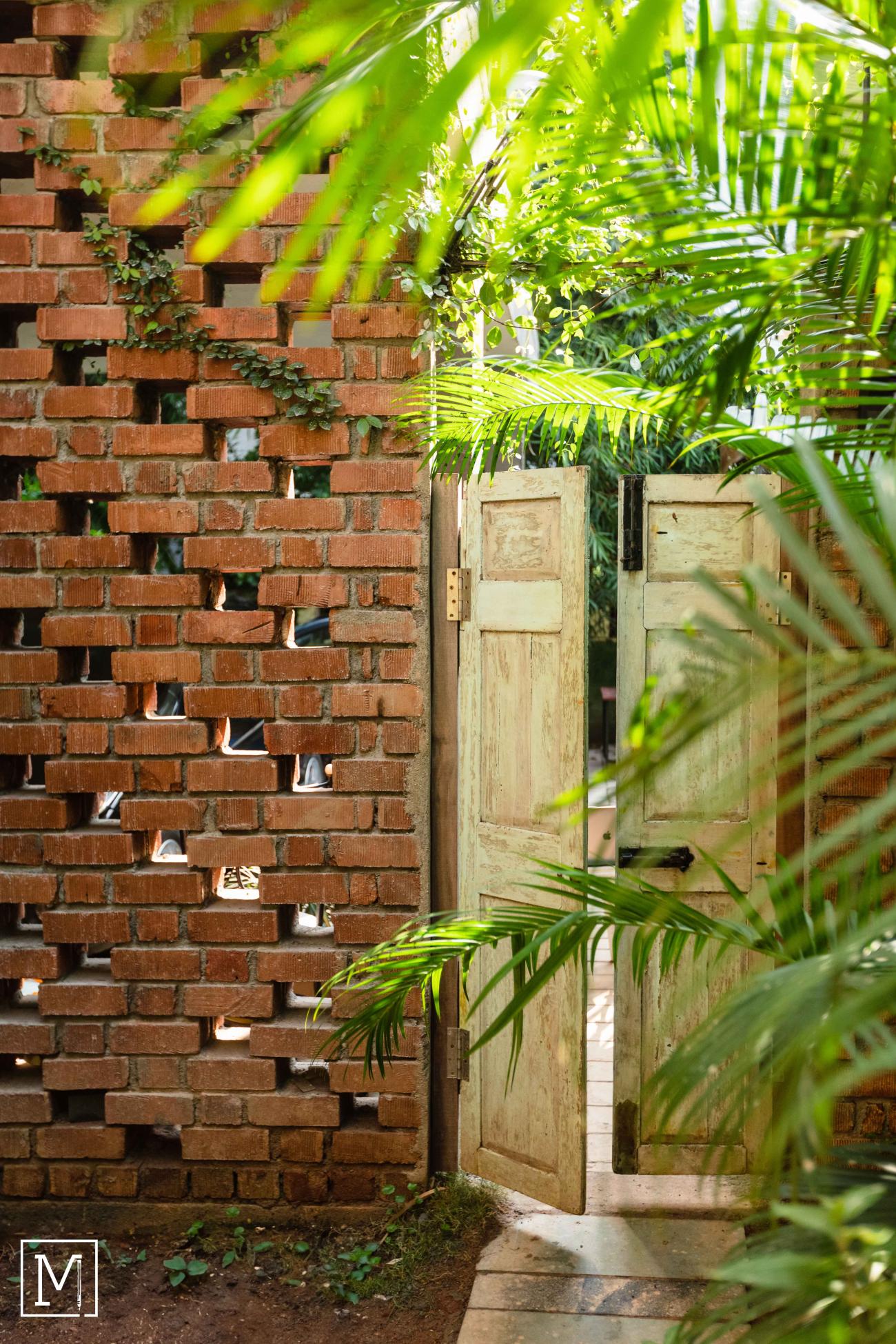 The Brickloft| Architecture |Exposed Masonry | Reclaimed Wood |Bengaluru | Entrance _16